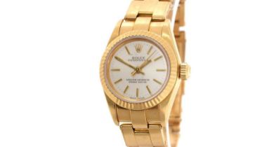 Rolex Oyster Perpetual: a lady's 18ct yellow gold automatic wristwatch