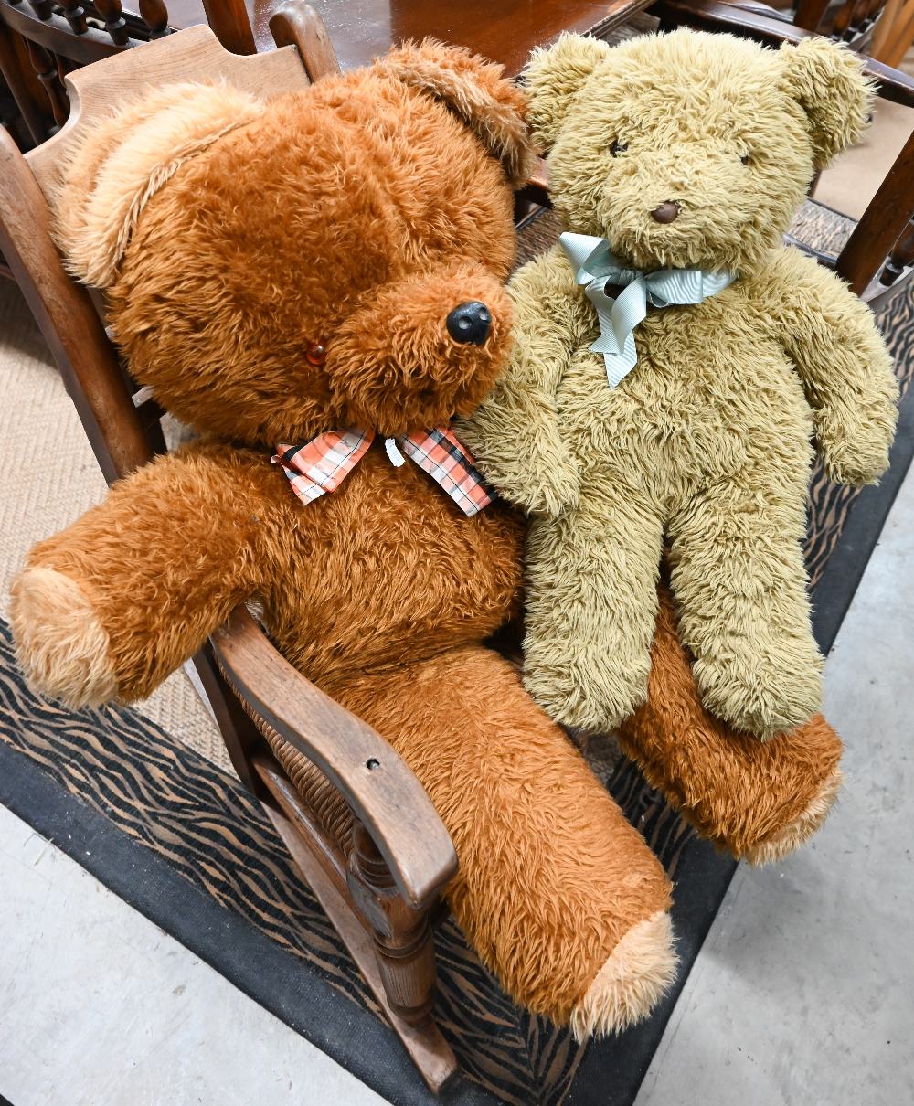 Large teddy bear 80 cm high to/w a smaller 56 cm teddy (2)
