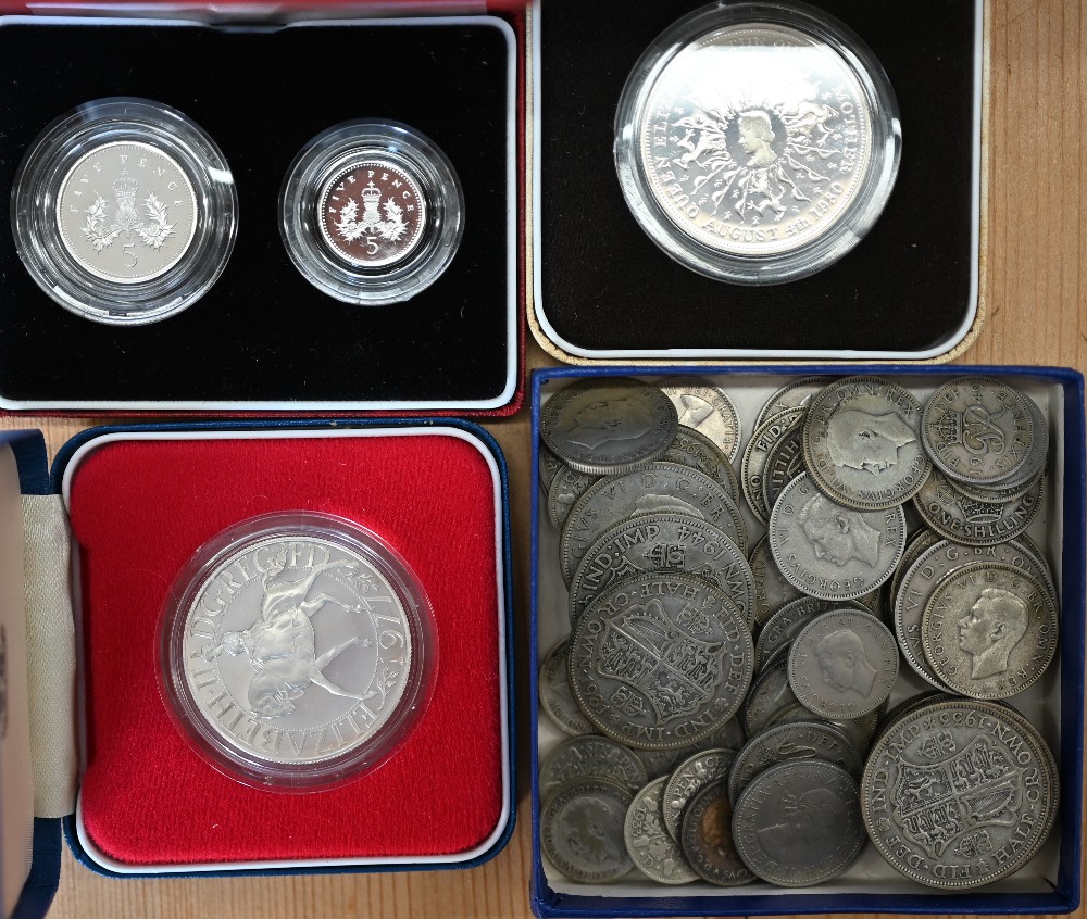 Royal Mint 1990 silver proof five pence two-coin set to/w 1977 Silver Jubilee silver proof crown and - Image 3 of 4