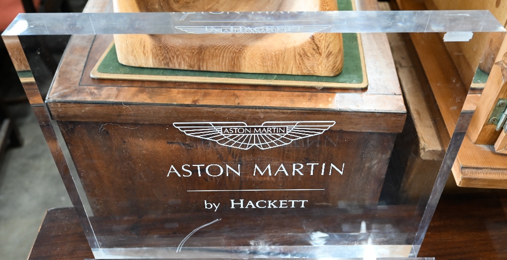 Aston Martin-Hackett, two etched perspex panels, 30 x 40 x 4 cm  (2) - Image 3 of 3