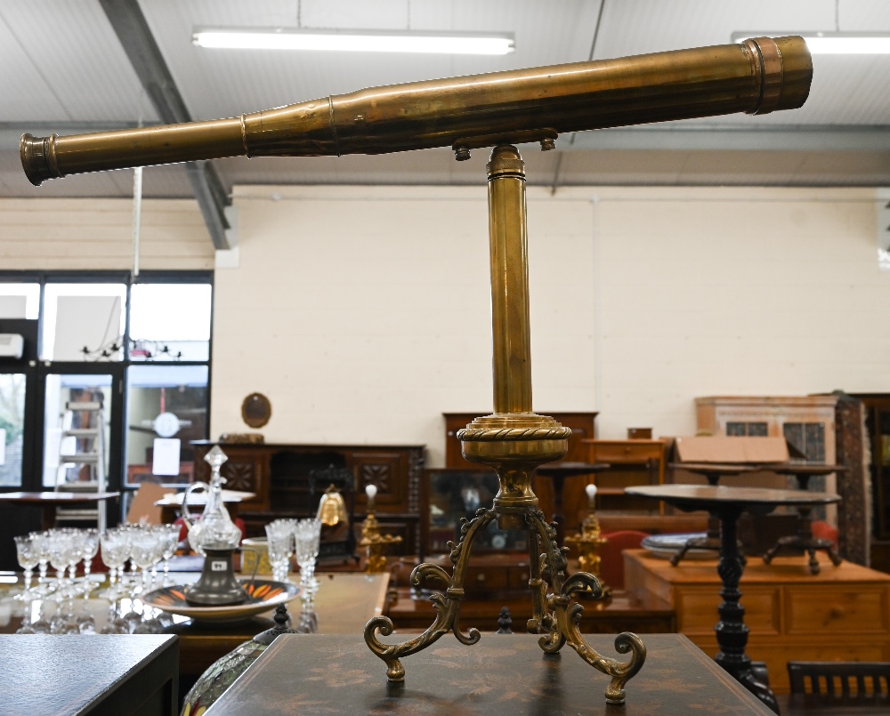 Brass telescope on stand, 64 cm long (a marriage)