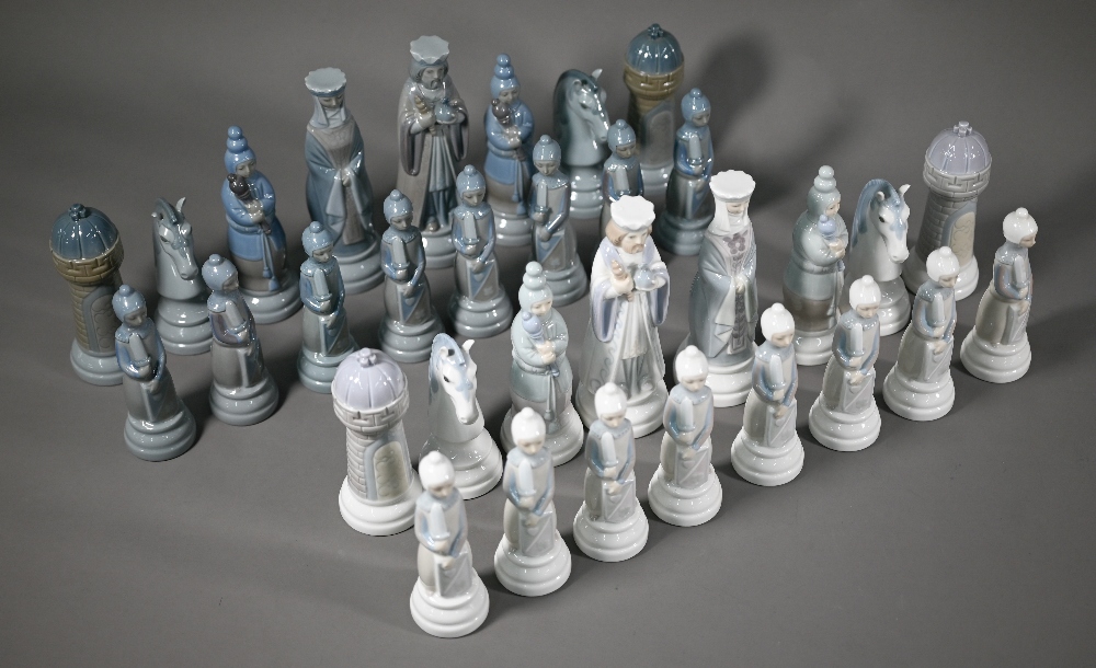 A Lladro 'Medieval' chess set, 32 pieces - Image 2 of 5