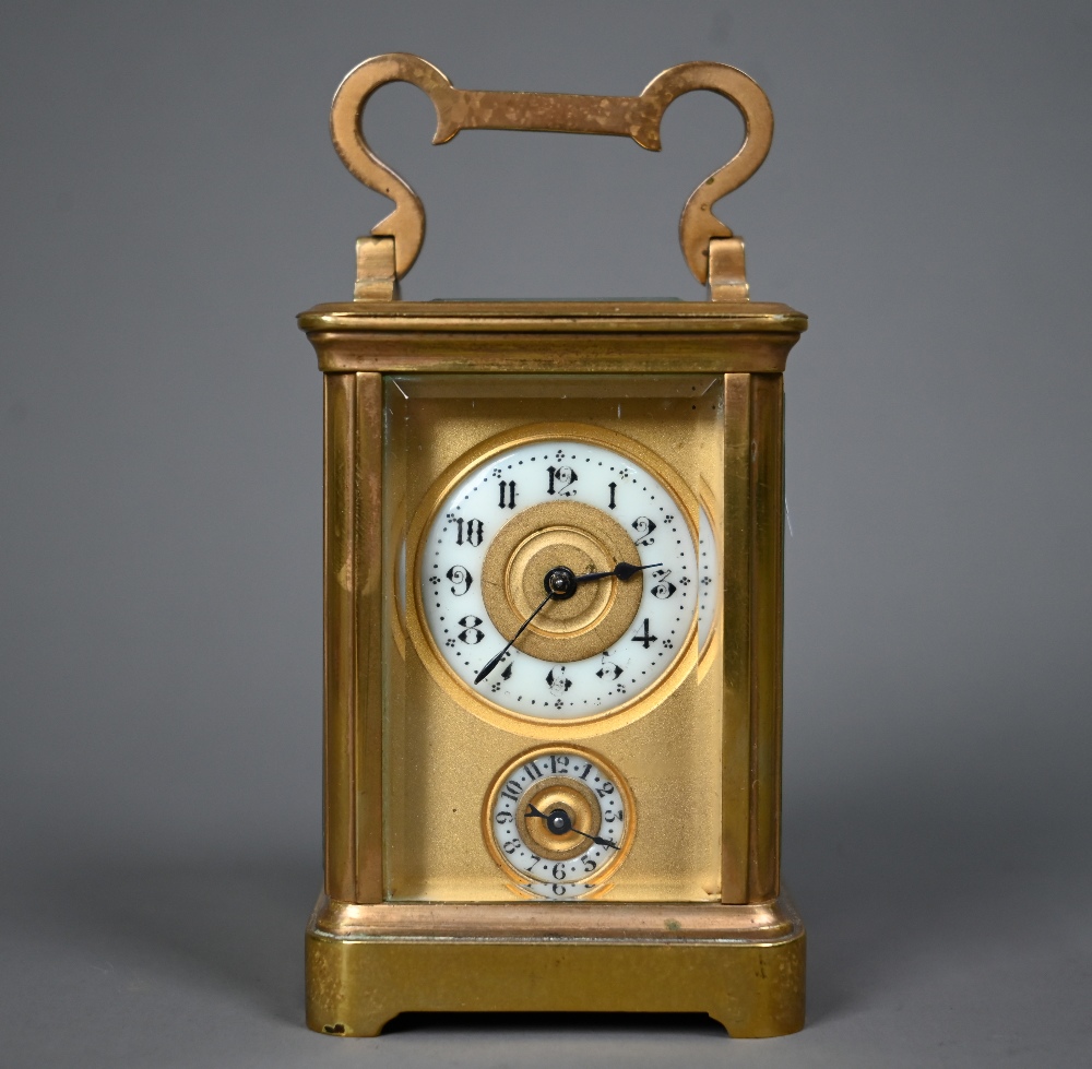 A miniature brass cased carriage alarm clock, 9 cm h - Image 3 of 6