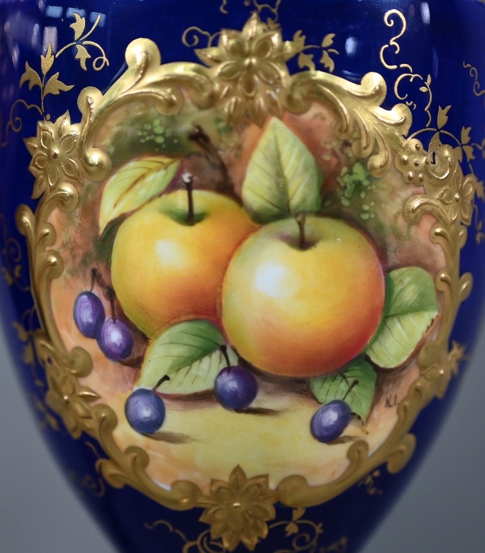 A pair of boxed Coalport blue-ground urns and covers, the reserves painted with fruit still lifes - Image 3 of 5