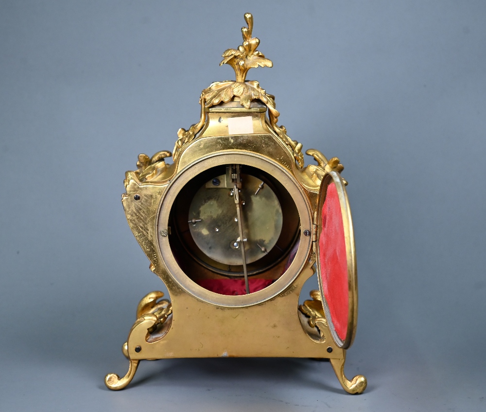 A French gilt ormolu cased 8-day fusee mantel clock, in the rococo style, with engine turned dial, - Image 6 of 6