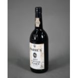 A single bottle of Warre's 1977 vintage port, 75 cl