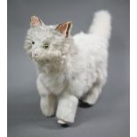 A Roullet et Decamp white fur automaton cat, 45 cm long x 26 cm high, runs along, waving tail and '