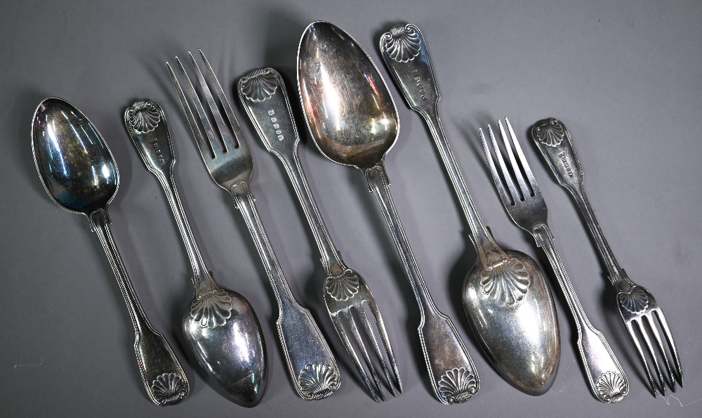 A set of antique electroplated fiddle thread and shell flatware, comprising twelve each table spoons - Image 2 of 3