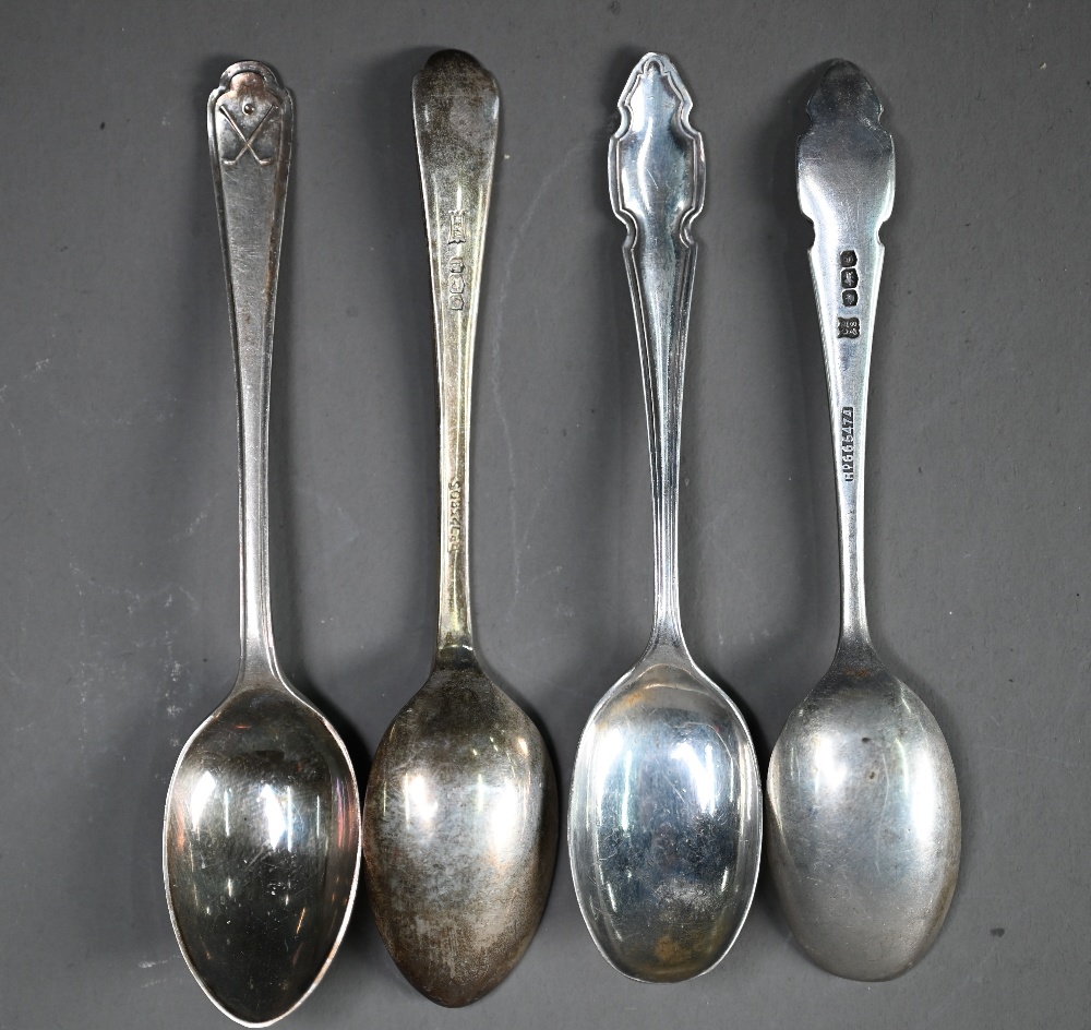 Quantity of silver teaspoons and coffee spoons - various makers and dates, 10.5oz, to/w a cocktail - Image 3 of 5