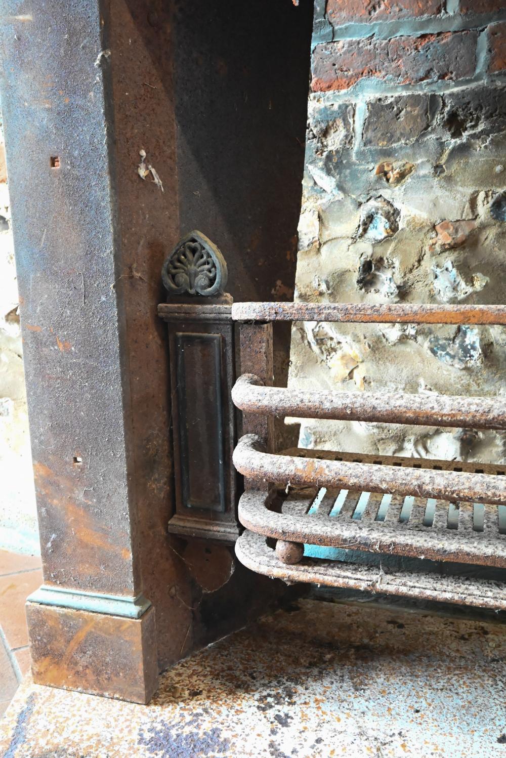 Two 19th century Adam style cast iron fireplaces / surrounds, both as removed and reclaimed from - Image 7 of 10