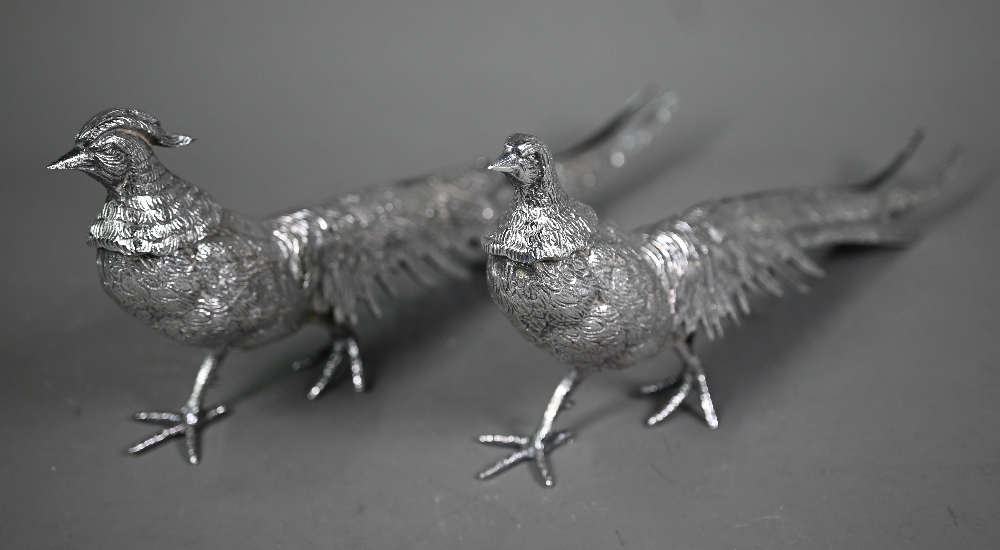 Two silver-plated pheasant table-ornaments, 30 cm long - Image 2 of 5