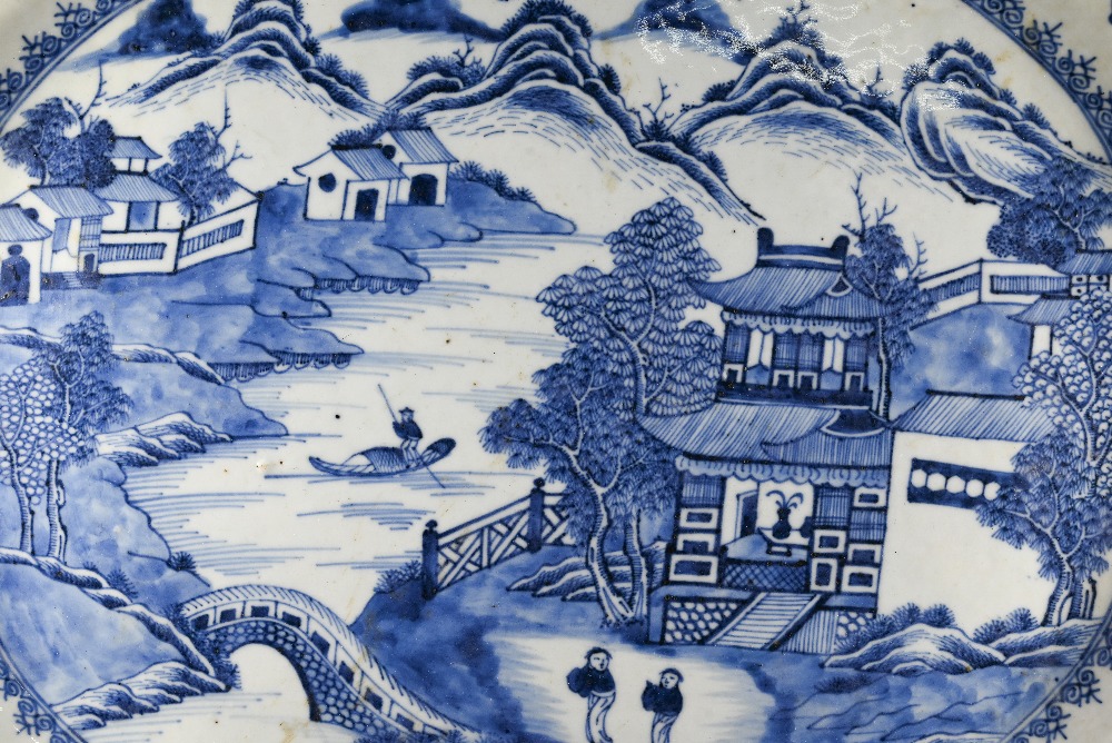 An 18th century Chinese blue and white platter of lobed octagonal form, painted with figures in - Image 3 of 13