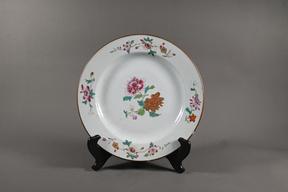 Three 18th century Chinese Imari plates, Kangxi period (1662-1722) Qing dynasty, all with floral - Image 2 of 16