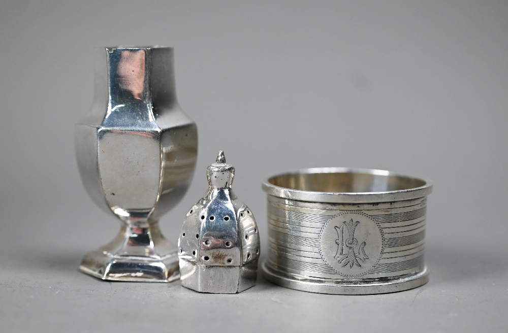 A Victorian silver card salver in the Georgian taste, with moulded rim and three scroll feet, - Image 3 of 4