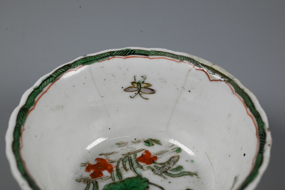 An 18th century Chinese famille verte and cafe-au-lait tea bowl painted in polychrome enamels with - Image 7 of 13