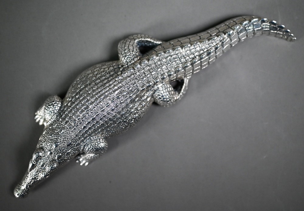 Patrick Mavros (Zimbabwe): a cast silver crocodile with well-detailed textures, London 1992, 9. - Image 4 of 5