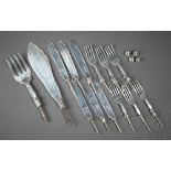 Silver fish servers and matching knives and forks (af -  handles removed), 14.5oz