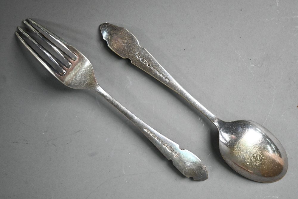 A set of Postons Lonsdale Plate 'Jesmond' pattern flatware and cutlery, complete for eight - Image 6 of 6