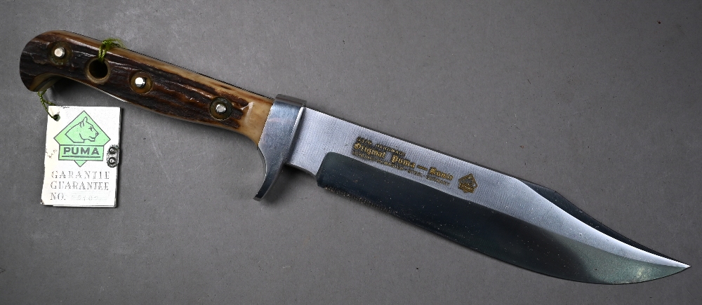 Puma Bowie knife with 20 cm blade and two piece antler handle, in leather scabbard and pine - Image 2 of 5