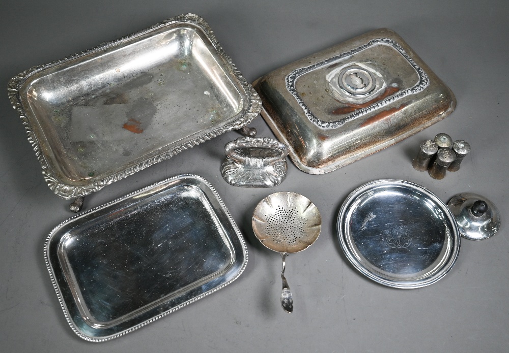 A quantity of electroplated wares, including a pair of flute vases, pair of ice buckets, pair of - Image 5 of 5