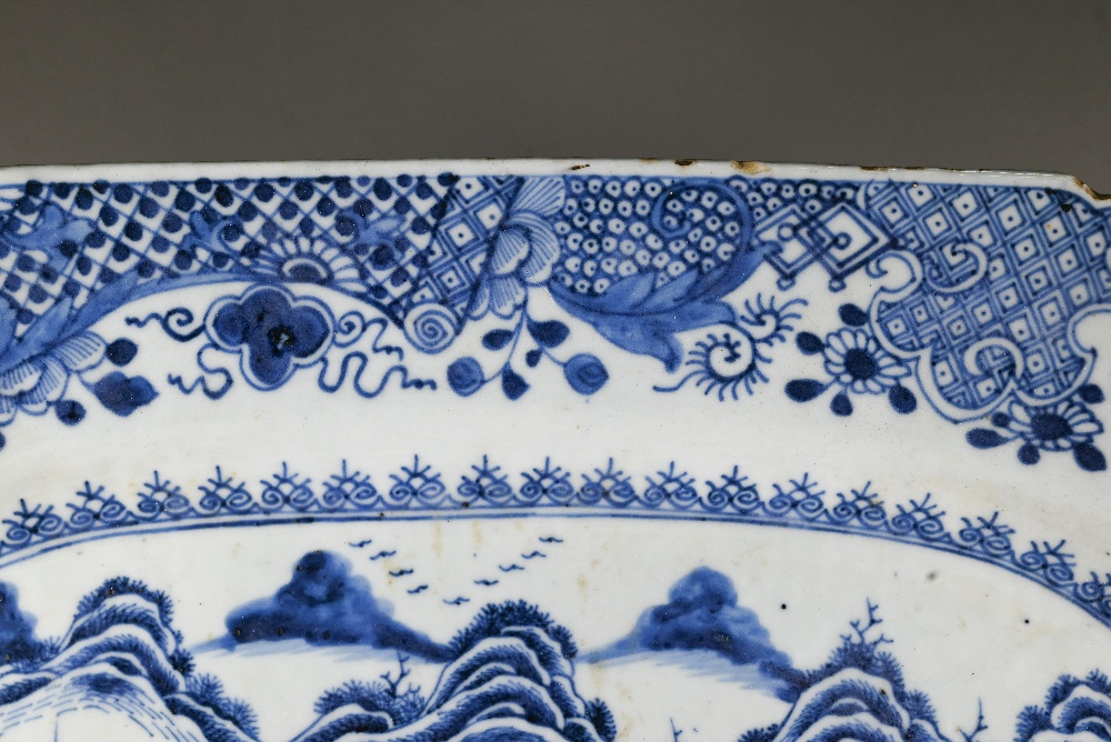 An 18th century Chinese blue and white platter of lobed octagonal form, painted with figures in - Image 6 of 13