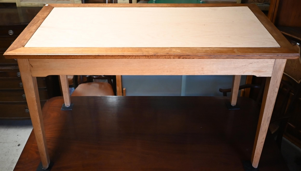 A modern oak  dining table with rectangular aperture to the top - previously fitted with a glass - Image 2 of 4