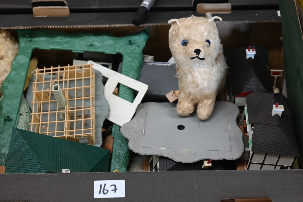 A large quantity of children's toys and games in played-with condition, including Action Man and - Image 3 of 7