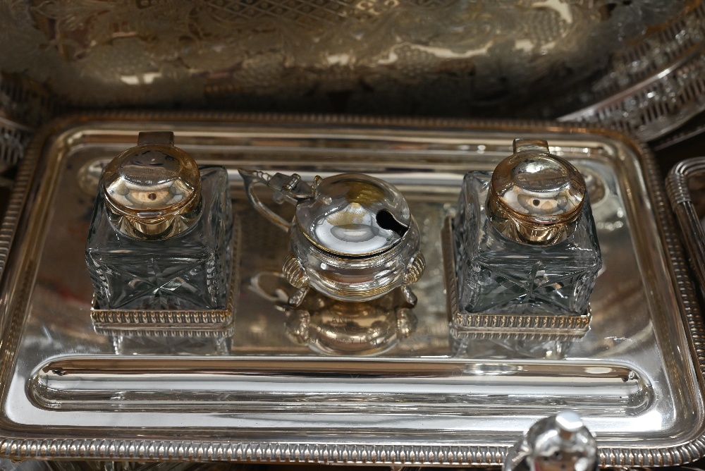 Two boxes of silver-plated table wares - Image 3 of 4