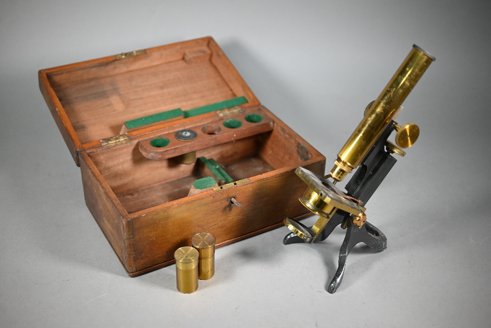 An antique brass binocular microscope by Henry Crouch, London Wall, no 461, in fitted mahogany - Image 3 of 15