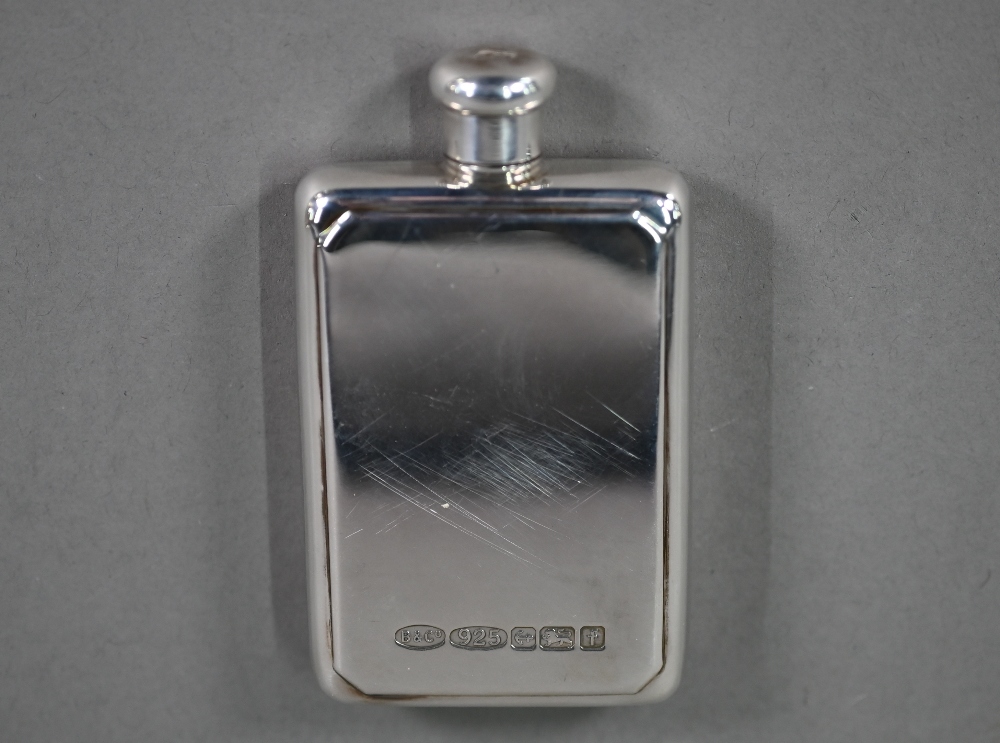 A small silver hip flask with screw-top, Broadway & Co., Birmingham 2005, 3.4oz (apparently unused) - Image 4 of 6