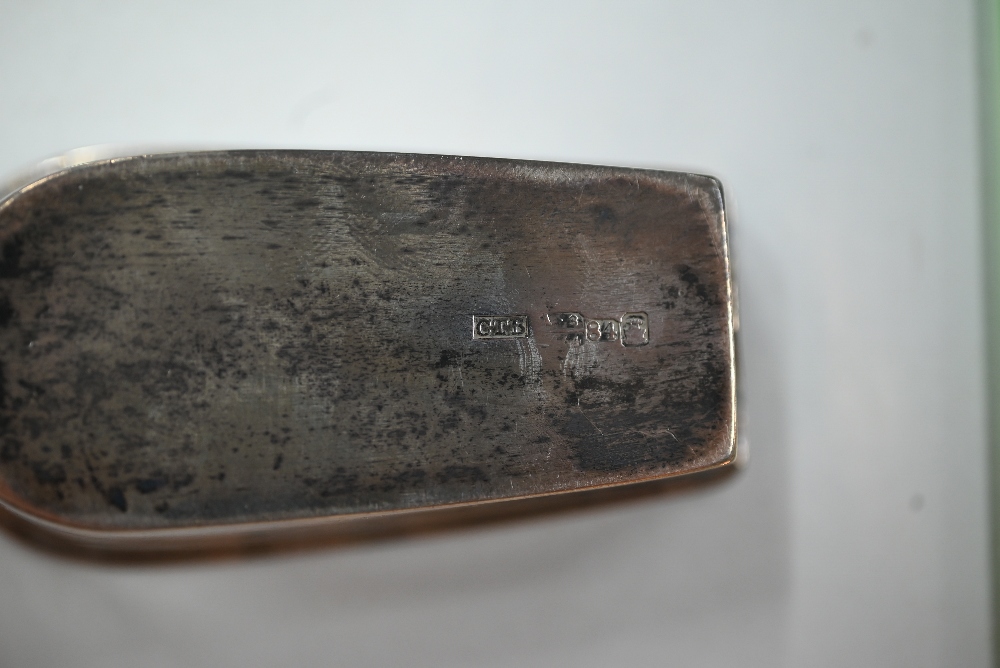 A Russian 84 zol silver spoon-rest in the form of a miniature hip-bath, maker CTB, Moscow 1864, 8. - Image 7 of 11