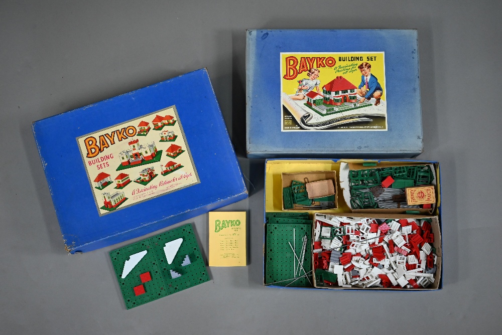 Two boxed Bayko Building sets