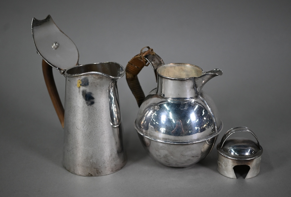 A pair of ep twin-handled navette open salts, to/w a pair of mustards pots, Jersey cream jug and a - Image 6 of 6
