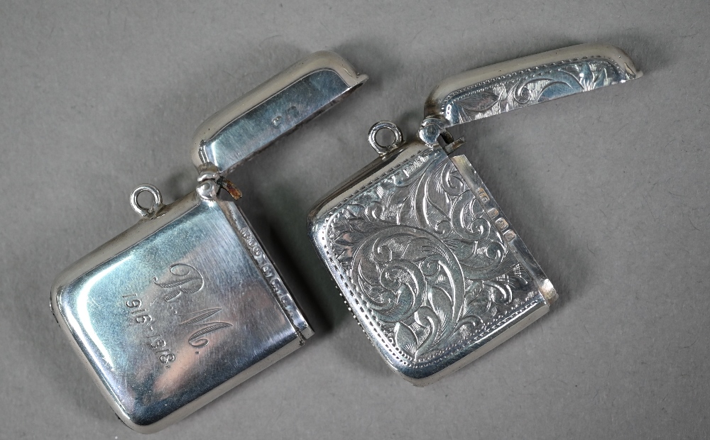 Two silver vesta cases, Birmingham 1905/18, to/w an Art Deco cased pair of sardine servers with - Image 7 of 10
