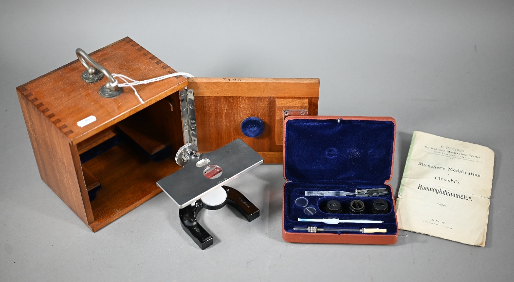 A teak-cased Fleischl's Haemoglobinometer (blood tester) with Miescher's modification by C Reichert,