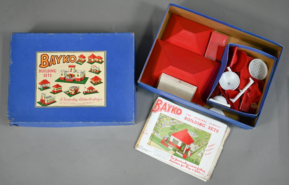 Two boxed Bayko Building sets - Image 3 of 3