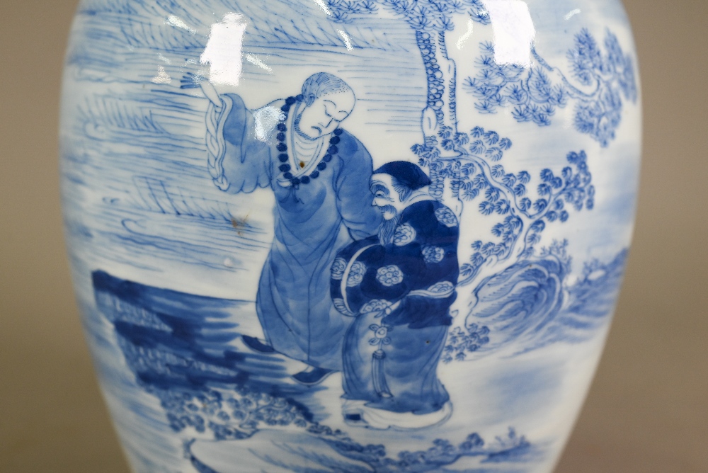 A 19th century Chinese blue and white baluster vase with archaistic dragon handles, late Qing - Image 6 of 10