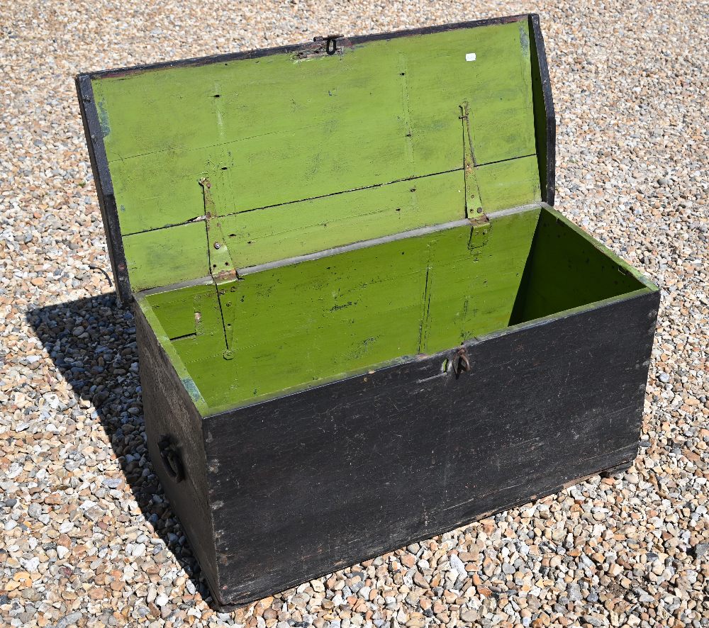 An old painted pine blanket box, 99 cm x 43 cm x 47 cm