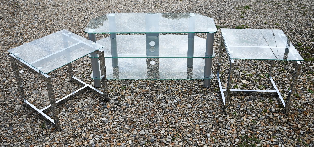 A modern glass TV table/counter to/with a pair of glass top chrome framed tables (3) - Image 2 of 4