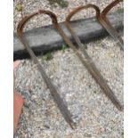 Ten large, weathered steel curved garden frames, 100 cm x 40 cm (10)