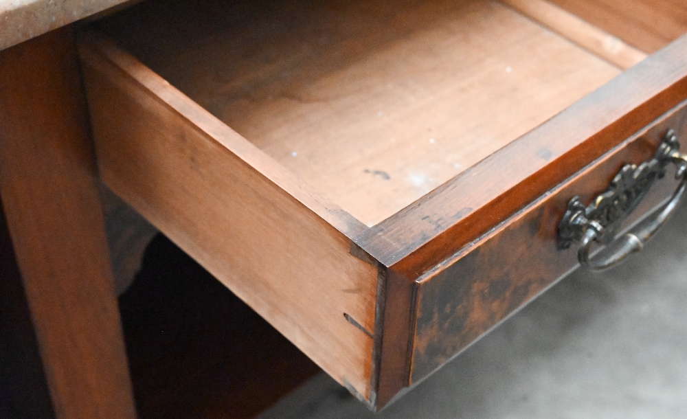 Edwardian walnut marble top washstand with tiled and mirrored raised back, 102 cm wide x 54 cm - Image 5 of 6