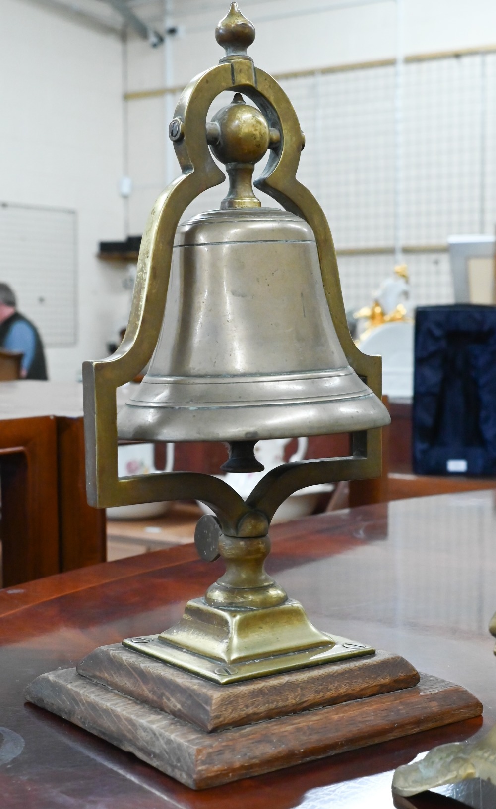 A modern brass Armillary sundial, 15 cm diameter, to/w a counter-bell on a bracket and a brass - Image 3 of 3