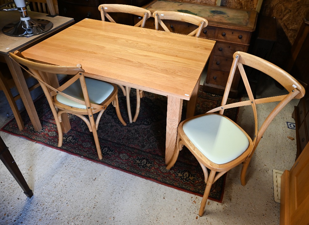 An oak table on square legs, 120 cm x 80 cm x 76 cm h to/with a set of four JB Global Thonet style