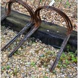 Ten weathered steel curved garden frames, 50 x 34 cm (10)