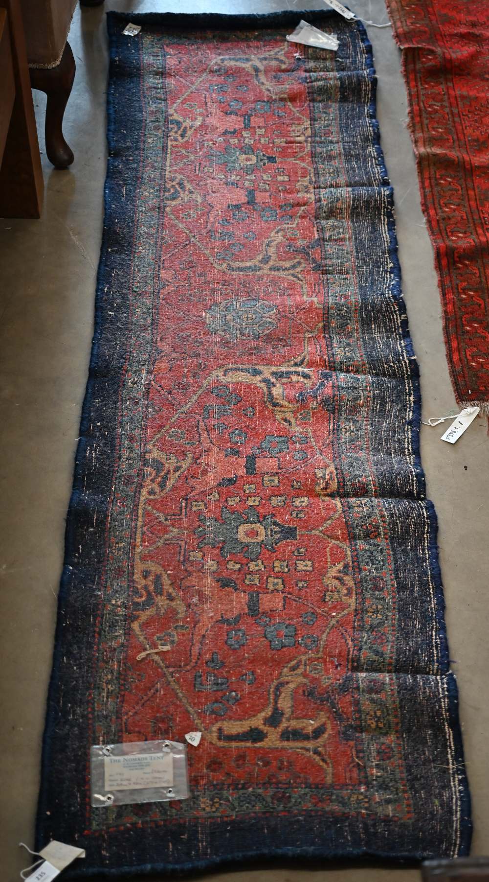 A Persian Bidjar runner with floral design, on red ground with blue borders, 200 x 55 cm - Image 7 of 7