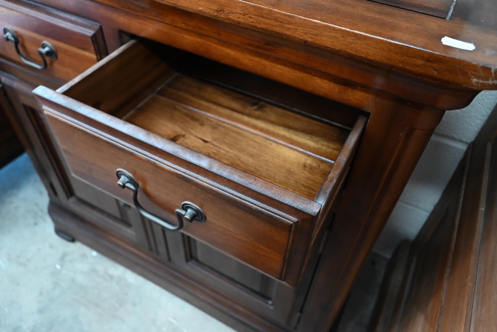 A modern hardwood (Oak Furniture Land, Cranbrook) dresser with four drawers and panelled - Image 3 of 3