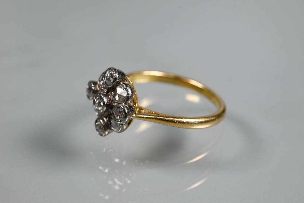 An antique diamond cluster ring formed of nine mixed cut diamonds, yellow and white gold set, size M - Image 3 of 4