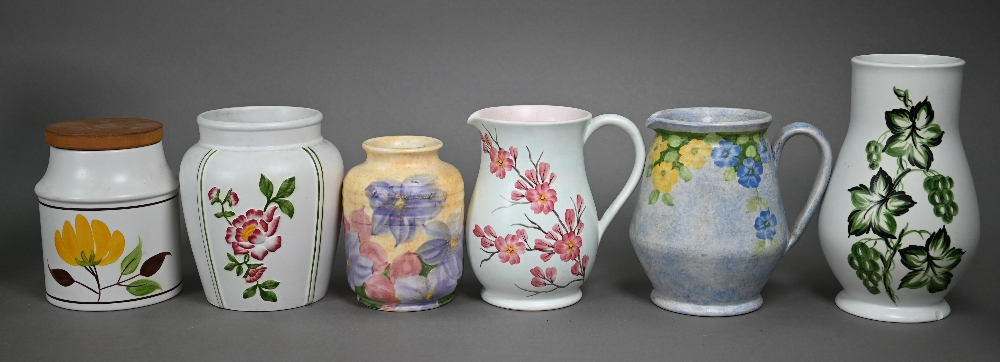 A quantity of E Radford floral-painted vases, jugs and pots (box) - Image 4 of 6