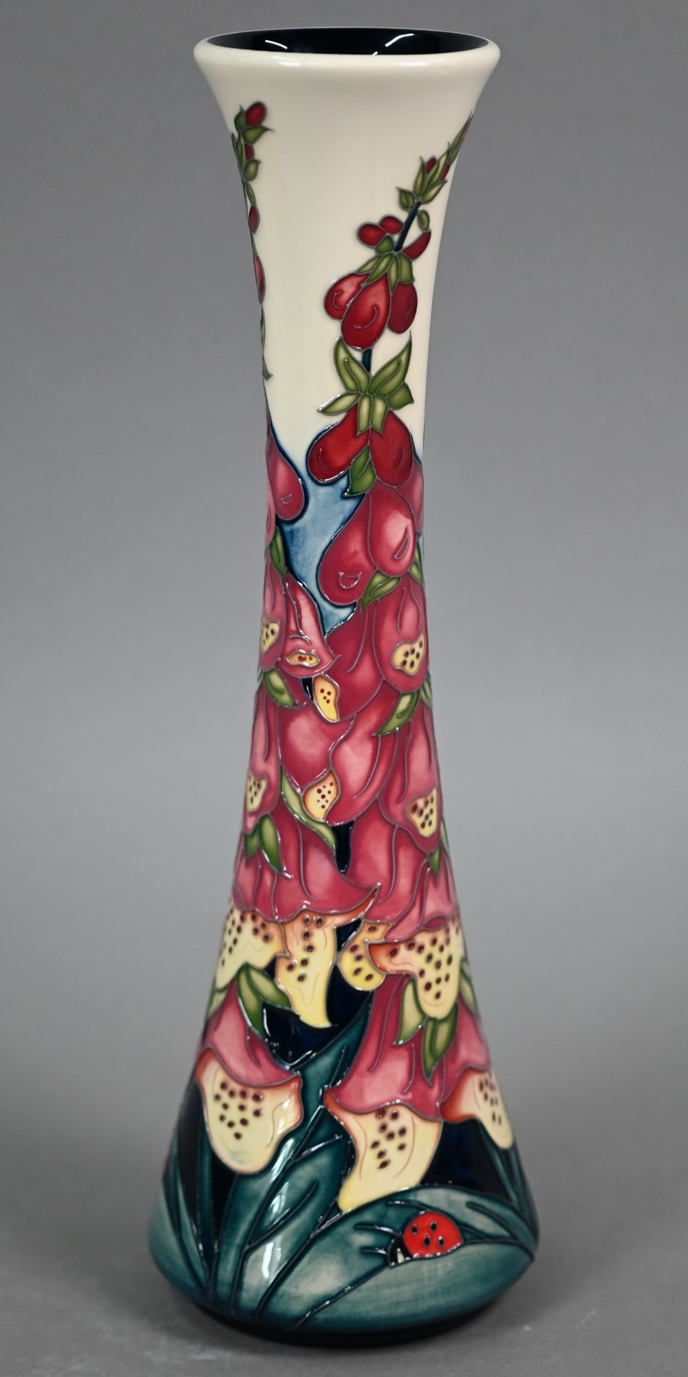 A boxed Moorcroft 'Illumination' vase by Rachel Bishop, no 17/100, 2013, 31 cm - Image 2 of 5
