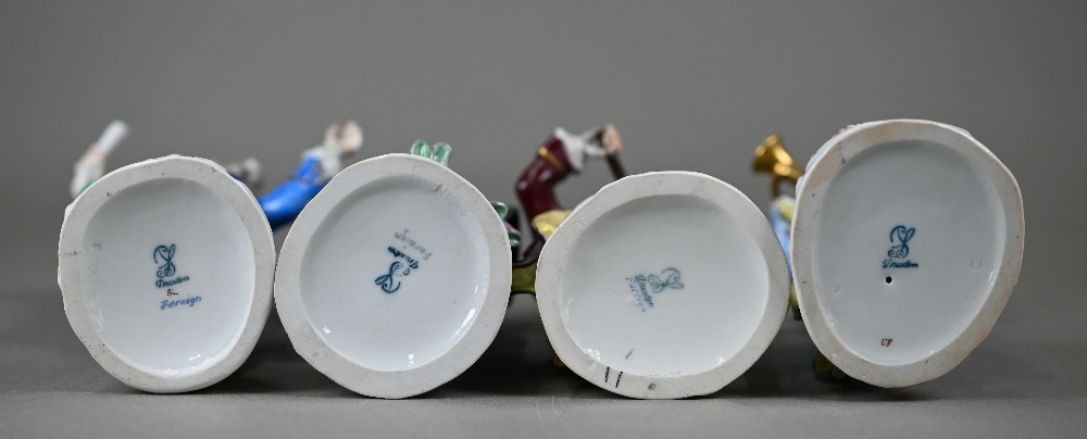 Four Dresden porcelain 'Monkey Band' figures, after Meissen originals, 14-18 cm - Image 7 of 7